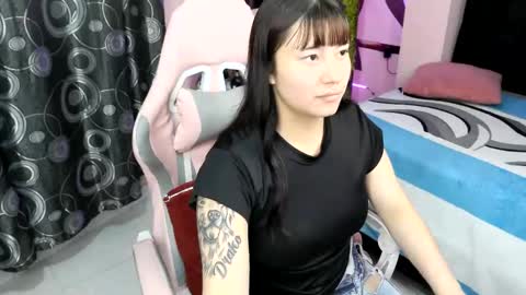 Snapshot of zulemapiel chatting on 03.18.26 zulemapiel online show from 03.18.26