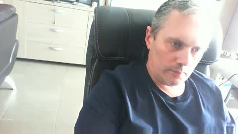 Snapshot of zultem chatting on 05.08.26 zultem online show from 05.08.26