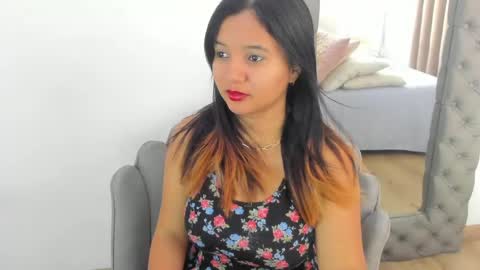 Im Zusan My schedule is from 1030pm to 430 am colombian time online show from 04.24.26