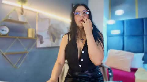 Zuzana21 online show from 06.12.26