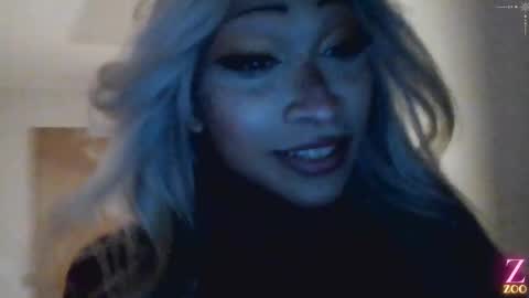 Snapshot of zya_zoo chatting on 12.12.24 ZYA online show from 12.12.24