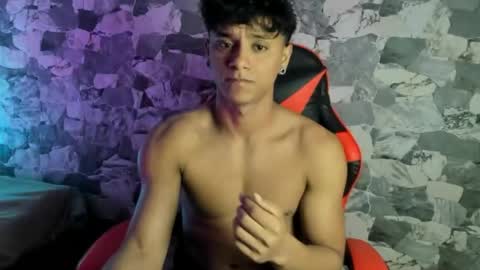 zyzz_1812 online show from 05.05.26