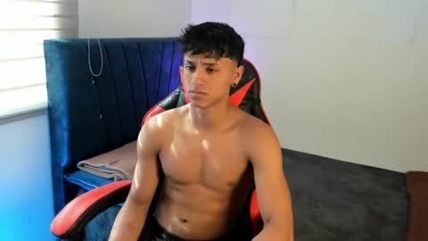 zyzz_1812 online show from 06.10.26