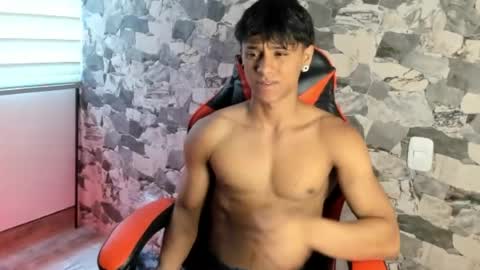 zyzz_1812 online show from 08.04.26