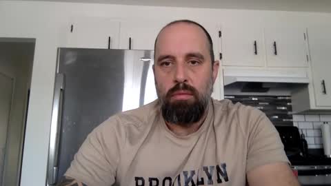 Snapshot of zzman9 chatting on 12.20.24 ZZMan online show from 12.20.24