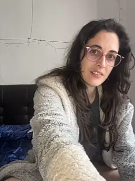 Snapshot of Lunaabbey chatting on 03.21.26 Lunaabbey online show from 03.21.26