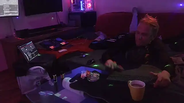 davidgntxxxxx online show from 05.01.26