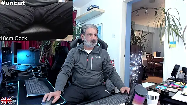 OnlineBossUK online show from 11.17.25