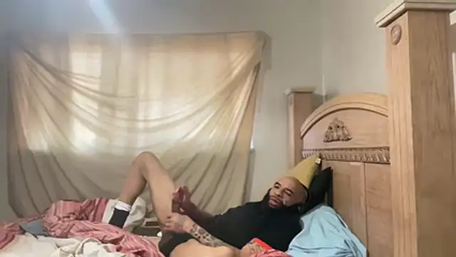 Snapshot of ANAKONDA_KIING chatting on 01.05.26 ANAKONDA KIING online show from 01.05.26