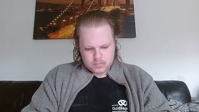 Snapshot of StarZ15 chatting on 10.07.25 StarZ15 online show from 10.07.25