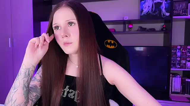 Snapshot of jasminevine chatting on 02.15.26 jasminevine online show from 02.15.26