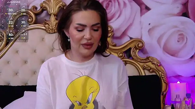 HessaHessy online show from 10.25.25