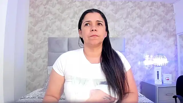 elizabeth coleman online show from 03.06.25