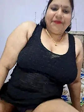 MOM-SUN-COUPLE online show from 03.12.25