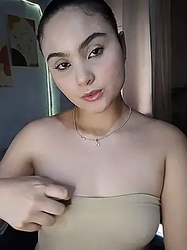 Snapshot of Samy-Candy chatting on 12.27.24 Samy-Candy online show from 12.27.24