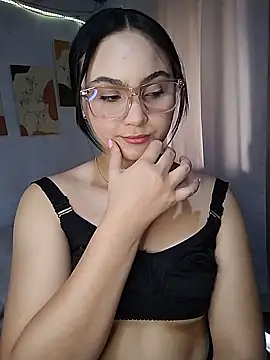 Snapshot of Samy-Candy chatting on 01.14.25 Samy-Candy online show from 01.14.25