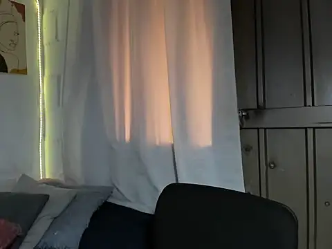 Snapshot of Samy-Candy chatting on 02.20.25 Samy-Candy online show from 02.20.25
