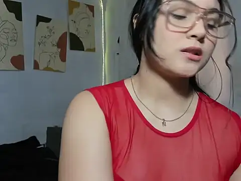 Snapshot of Samy-Candy chatting on 03.18.25 Samy-Candy online show from 03.18.25