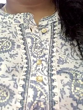 Snapshot of Lakhsmii chatting on 03.10.25 Lakhsmii online show from 03.10.25