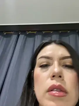 Snapshot of martina_contreras chatting on 02.20.25 martina contreras online show from 02.20.25