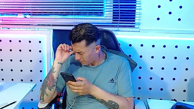 Darko0717 online show from 12.02.25