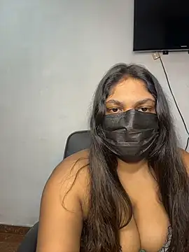 Snapshot of Black_Beauty997 chatting on 12.14.25 Black Beauty997 online show from 12.14.25