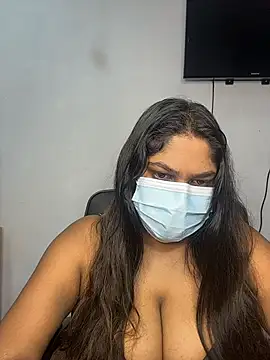 Snapshot of Black_Beauty997 chatting on 01.14.26 Black Beauty997 online show from 01.14.26