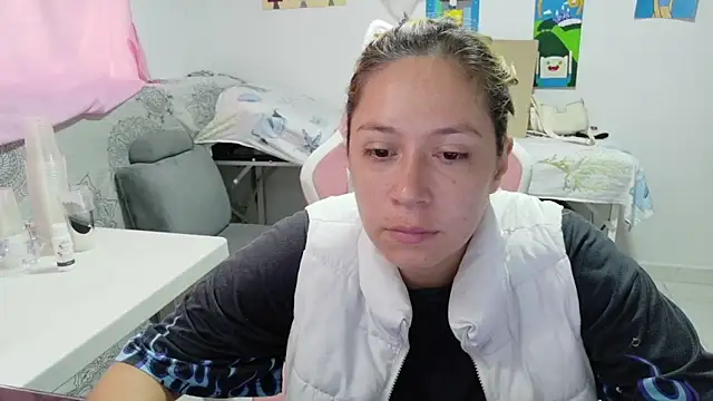 MommyMiaWs online show from 05.06.26