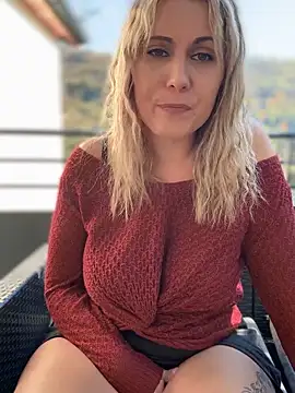 Leanymphoo online show from 10.13.25