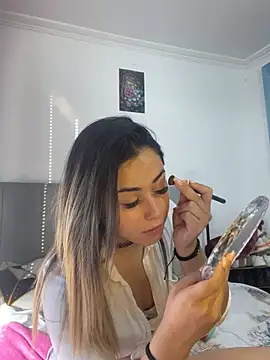 Snapshot of pamelao chatting on 01.17.25 pamelao online show from 01.17.25