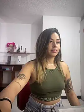 Snapshot of pamelao chatting on 02.08.25 pamelao online show from 02.08.25