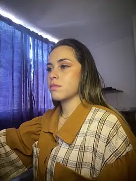 Snapshot of pamelao chatting on 02.18.25 pamelao online show from 02.18.25