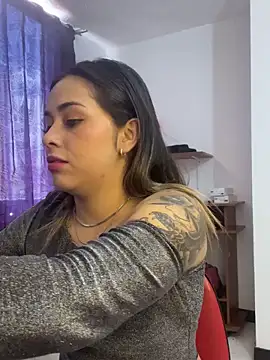 Snapshot of pamelao chatting on 02.20.25 pamelao online show from 02.20.25