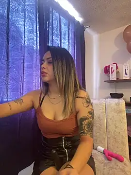 Snapshot of pamelao chatting on 03.07.25 pamelao online show from 03.07.25