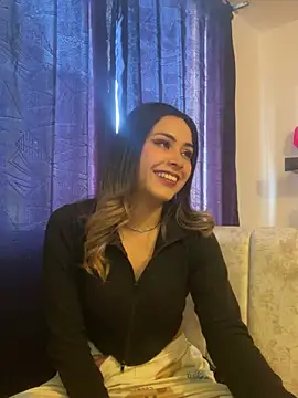 Snapshot of pamelao chatting on 03.10.25 pamelao online show from 03.10.25