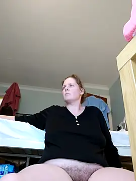 Snapshot of xxSexyBushLinnxx chatting on 03.17.25 xxSexyBushLinnxx online show from 03.17.25