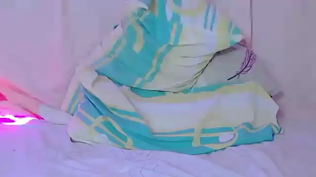 RosesValentina online show from 02.26.25