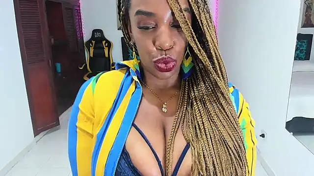 Snapshot of TAYLORR778 chatting on 01.16.25 TAYLORR778 online show from 01.16.25