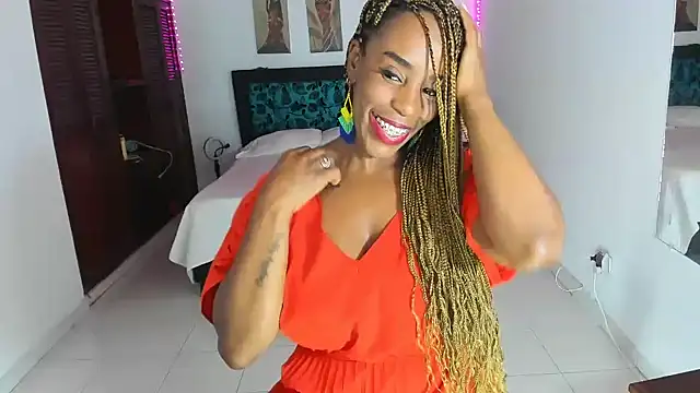 Snapshot of TAYLORR778 chatting on 02.07.25 TAYLORR778 online show from 02.07.25