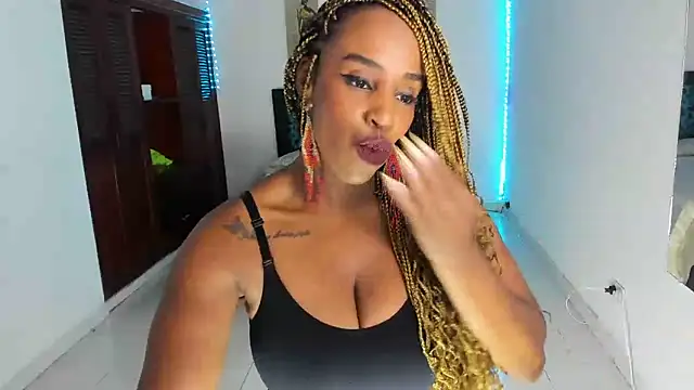 Snapshot of TAYLORR778 chatting on 03.01.25 TAYLORR778 online show from 03.01.25