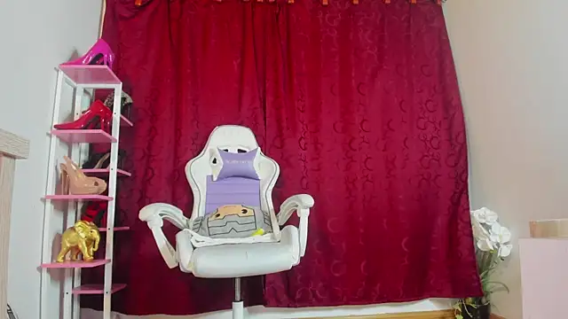 karinadiaz69 online show from 01.04.25