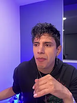 Snapshot of Jeick-Dawson chatting on 09.12.25 Jeick-Dawson online show from 09.12.25