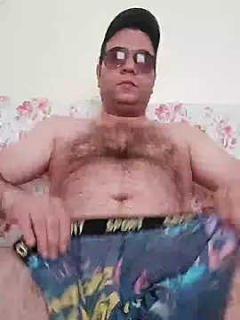 Snapshot of fraud705 chatting on 12.25.24 fraud705 online show from 12.25.24