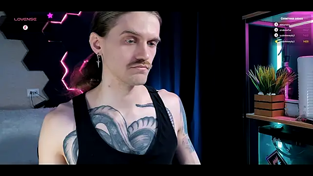 Snapshot of TechnoJesus chatting on 12.04.24 TechnoJesus online show from 12.04.24