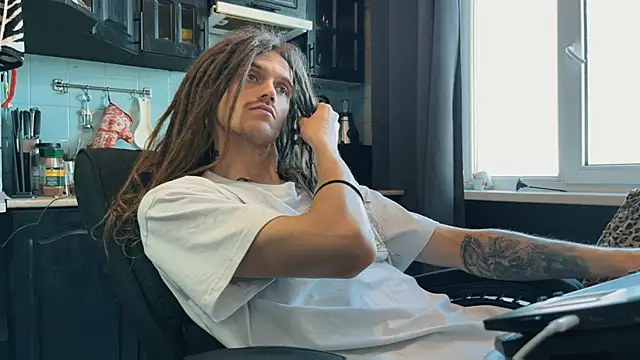 Snapshot of TechnoJesus chatting on 01.08.26 TechnoJesus online show from 01.08.26