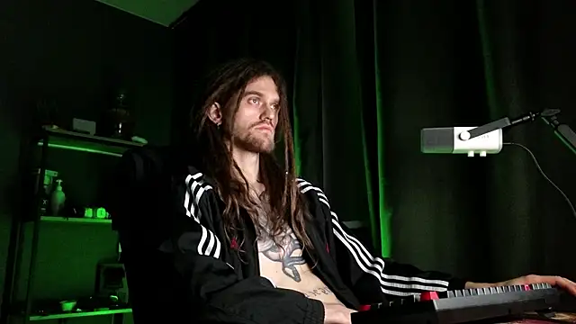 Snapshot of TechnoJesus chatting on 03.21.26 TechnoJesus online show from 03.21.26