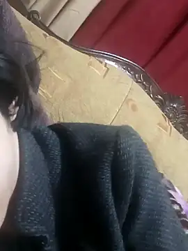 Snapshot of xxmoxxx chatting on 12.22.24 xxmoxxx online show from 12.22.24