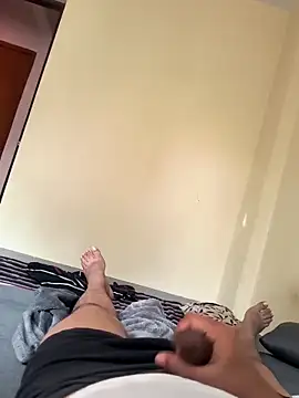 Snapshot of rajstrip12650 chatting on 11.21.25 rajstrip12650 online show from 11.21.25