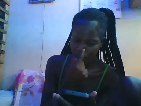 Snapshot of Slender-simple1 chatting on 11.06.25 Slender-simple1 online show from 11.06.25