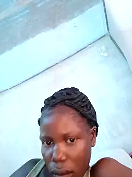 Snapshot of Slender-simple1 chatting on 11.26.25 Slender-simple1 online show from 11.26.25